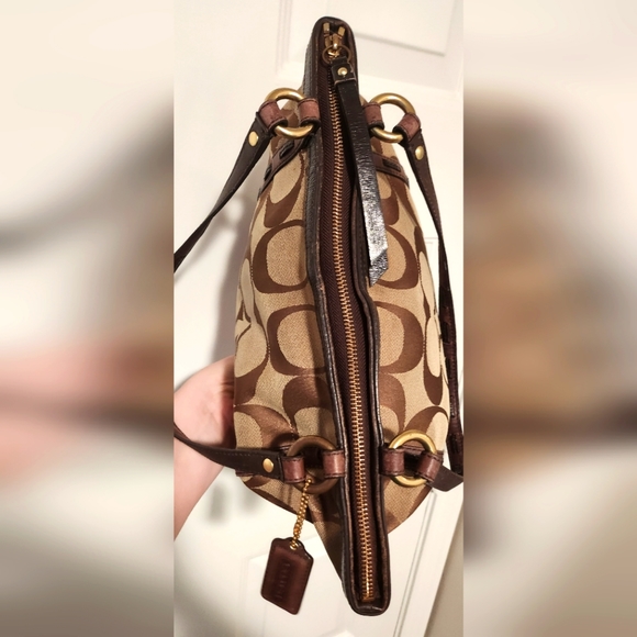 Coach Signature Shoulder Tote Bag Canvas & Leather 15" X 10 1/2" - Picture 10 of 16